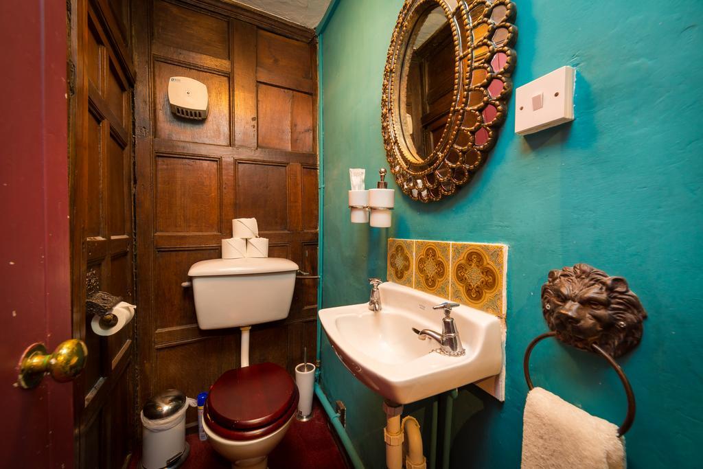 Trembling Madness Apartments York Ngoại thất bức ảnh
