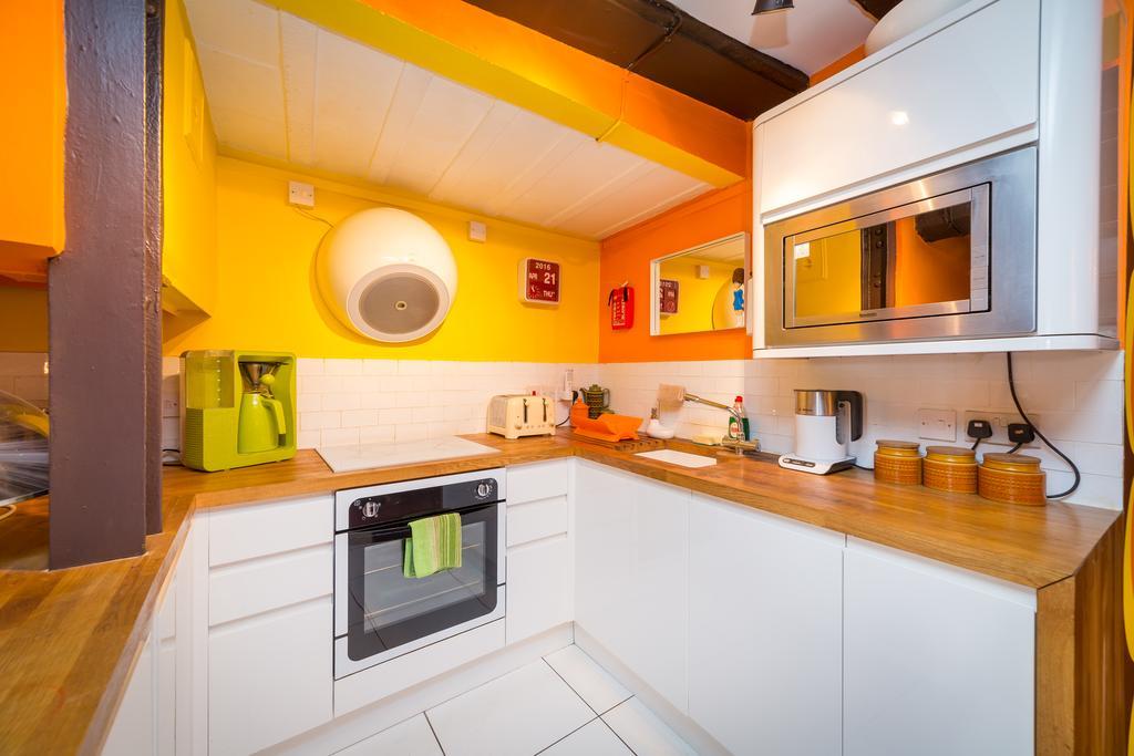 Trembling Madness Apartments York Ngoại thất bức ảnh
