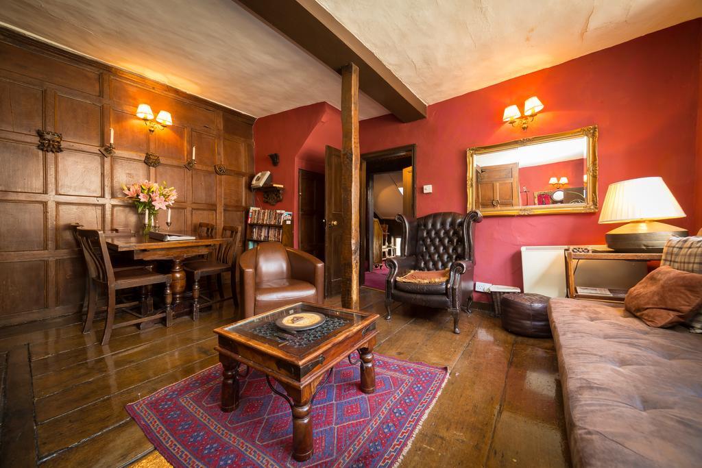 Trembling Madness Apartments York Ngoại thất bức ảnh